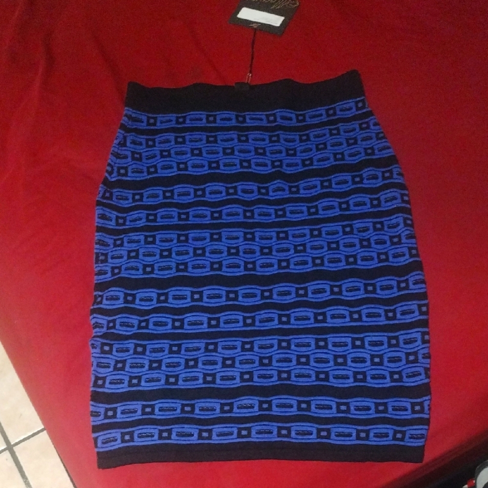 McGinn Blue and Black Geometric Patterned Skirt